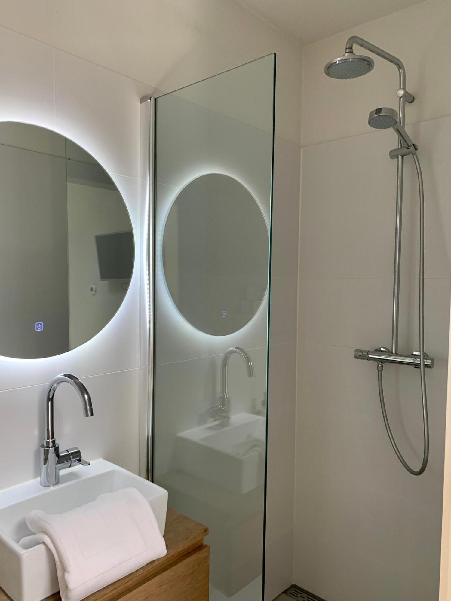 Beach Studio 35 With Private Parking ซานด์โวร์ต ภายนอก รูปภาพ